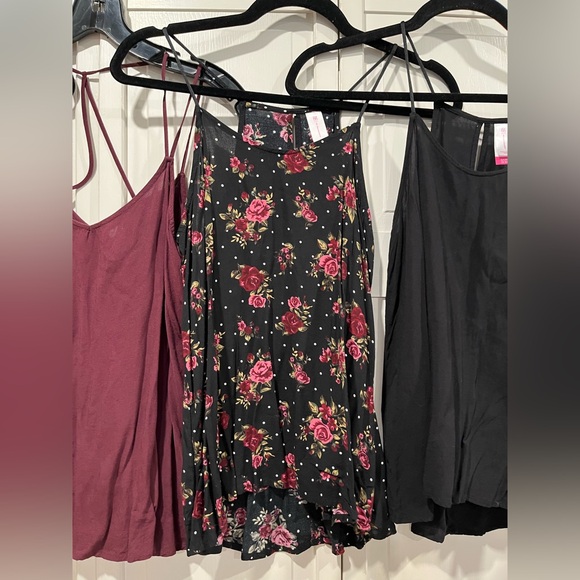 Bundle of no boundaries tops EUC - Picture 4 of 5